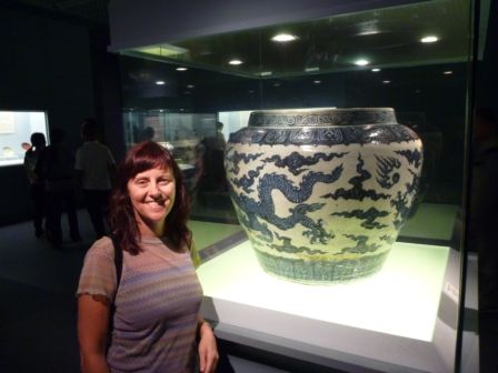 Linda in the Shanghai Museum